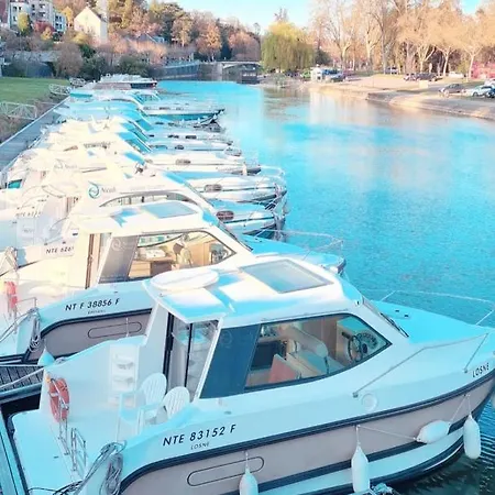فندق مبيت وإفطار La Dolce Privatif 4*
